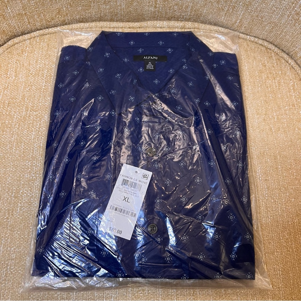 ALFANI - Long Sleeve Shirt XL

Bellweathet Blu